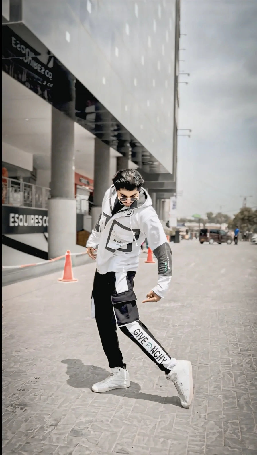 Stylish Cargo Front Double Pocket Winter Tracksuit (WHITE) (2 PCS Hoodie + Trouser)